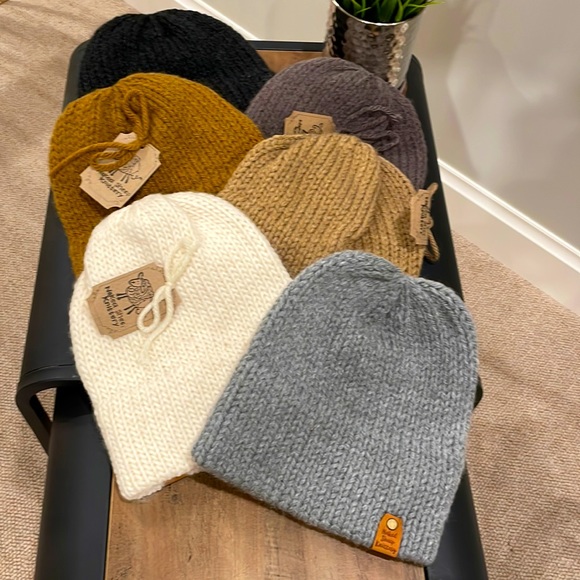 Winter Toque - Picture 1 of 9